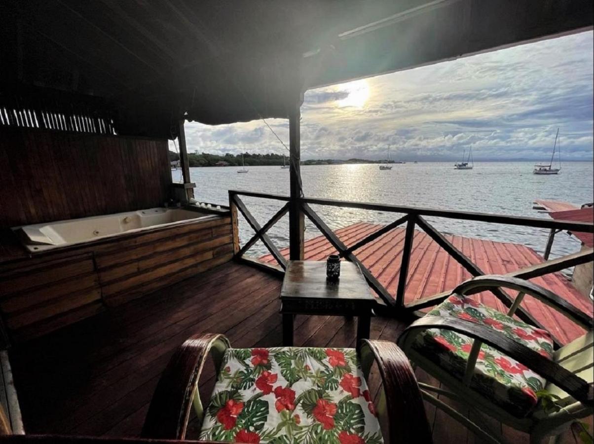 Villa Amaya Bocas del Toro Exterior foto