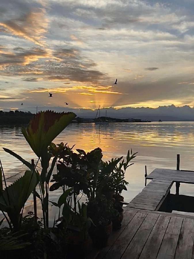 Villa Amaya Bocas del Toro Exterior foto